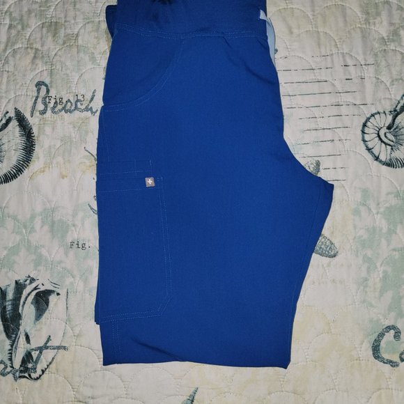 Figs Cargo Pant - Picture 5 of 5